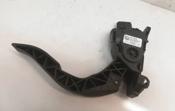 Audi A4 S4 B8 8K Accelerator throttle pedal 8K1723523A 6PV00950521