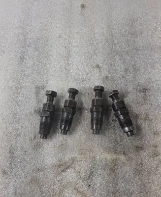 Hyundai Galloper Fuel injectors set 