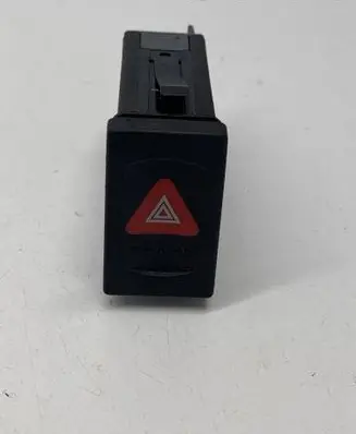 Volkswagen PASSAT B5 Hazard light switch 3B0953235B