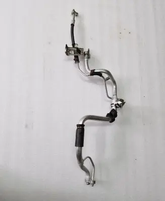 Chevrolet Camaro Air conditioning (A/C) pipe/hose 23108203
