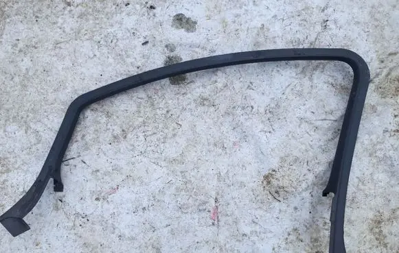 Opel Astra J Other front door trim element 13264850