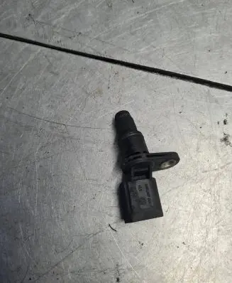 Volkswagen Transporter - Caravelle T5 Crankshaft position sensor 070907601C