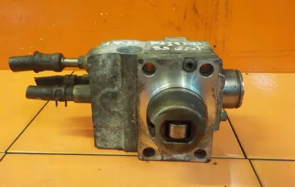 Mitsubishi Pajero Fuel injection high pressure pump MD367152