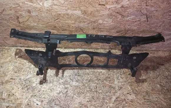 BMW 7 E38 Radiator support slam panel