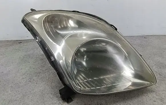 Suzuki Swift I Headlight/headlamp 