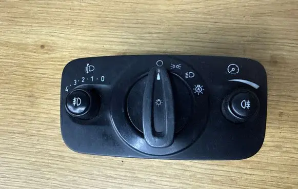 Ford Mondeo MK IV Light switch 8G9T13A024CA