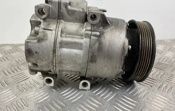 KIA Sorento Air conditioning (A/C) compressor (pump) P9376500