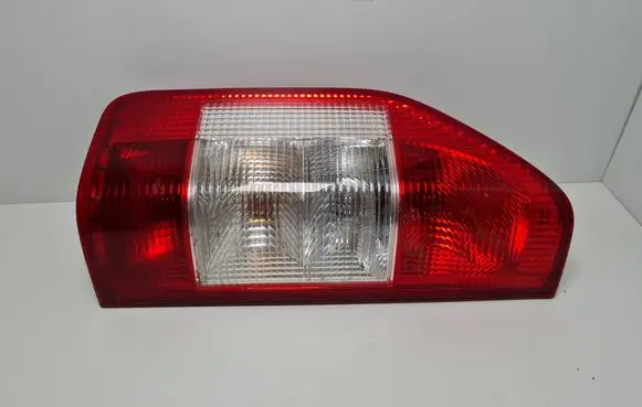 Mercedes-Benz Sprinter W901 W902 W903 W904 Rear/tail lights A0008261556