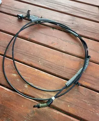 KIA Ceed Fuel cap flap release cable 