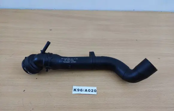 Skoda Fabia Mk1 (6Y) Engine coolant pipe/hose 6Q0122101AQ