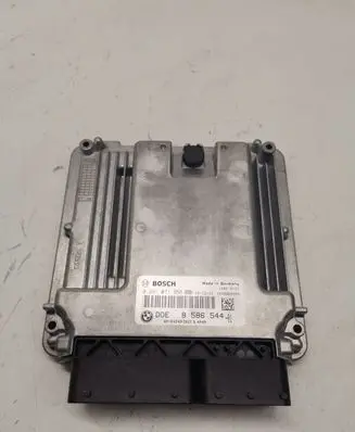 BMW X5 F15 Engine control unit/module 8586544