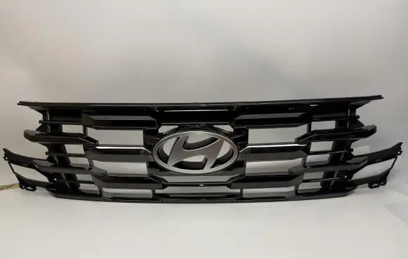 Front bumper upper radiator grill