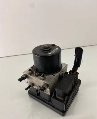 Ford Focus ABS Pump 8M512C405AA A426G 10020603224