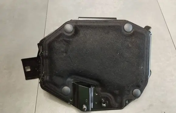BMW 7 G11 G12 Battery tray 9323630