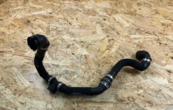 Mercedes-Benz GLC X253 C253 Engine coolant pipe/hose A2535006000