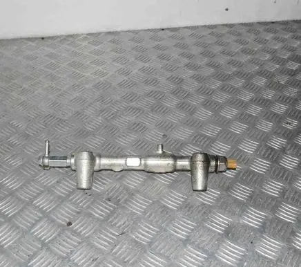 Nissan NP300 Fuel main line pipe 01S04084
