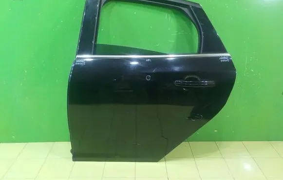 Ford Focus Rear door LEWE