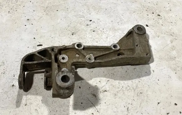 Volkswagen Touran I Front subframe 1k0199295f