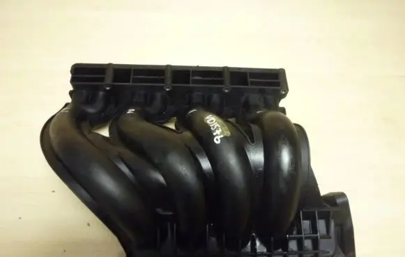 Mercedes-Benz C AMG W203 Intake manifold VD1576