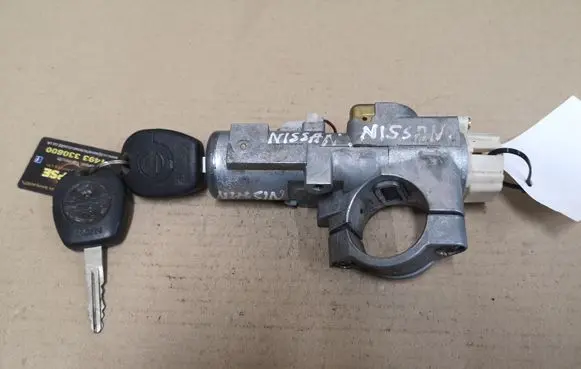 Nissan Primera Ignition lock Y183