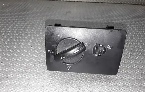 Ford Focus C-MAX Light switch 4M5T13A024LA