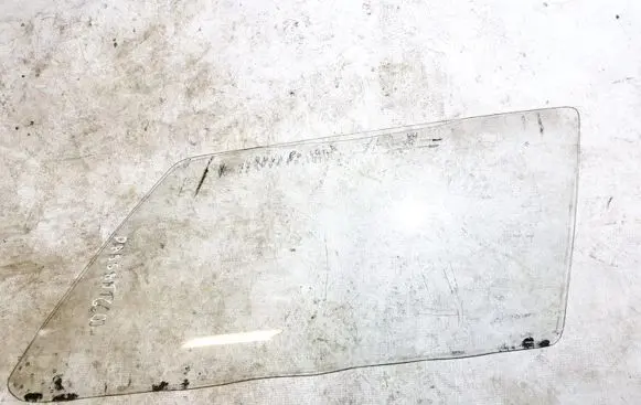 Volkswagen PASSAT B2 Rear side window