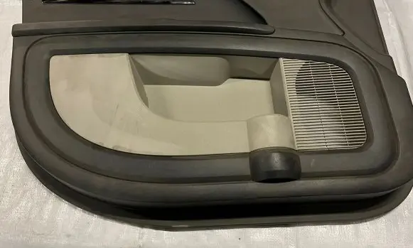 Dodge Journey Front door card panel trim 100013137 1HX951D0AA 1HX951D0AB