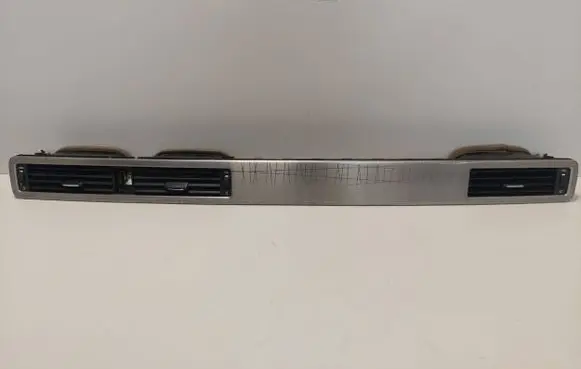 Volvo V70 Dash center air vent grill 30715143