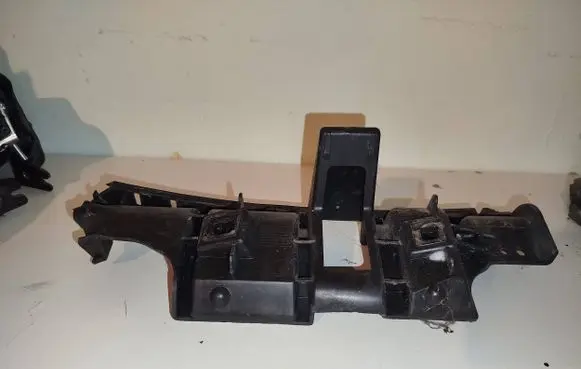 Volvo C30 Rear bumper mounting bracket 30657219 BP8BA