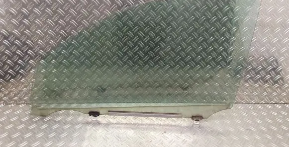 Toyota RAV 4 (XA30) Front door window glass four-door 