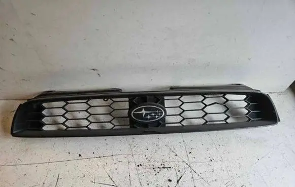 Subaru Impreza II Front bumper upper radiator grill 9112LFE000 1122FEC00