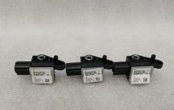 Porsche Panamera (970) Airbag deployment crash/impact sensor 97061822102