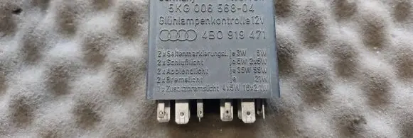 Audi A4 S4 B5 8D Other relay 4B0919471 5KG006568