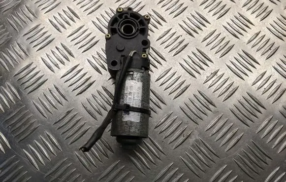 Audi A8 S8 D2 4D Seat adjustment motor 0390201629