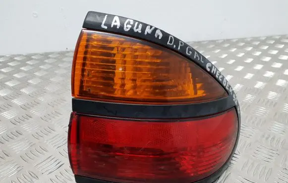 Renault Laguna I Rear/tail lights 7700420123