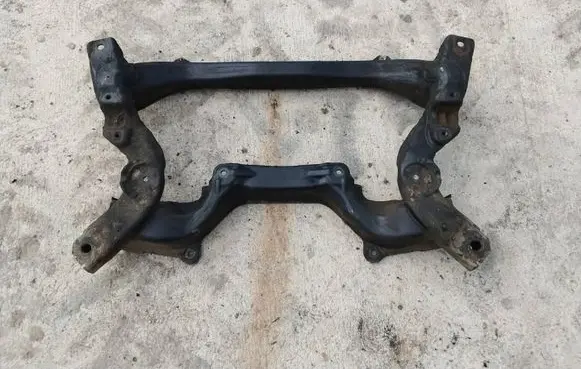 Mercedes-Benz E W211 Front subframe A211601003 R0605B06 A211601002
