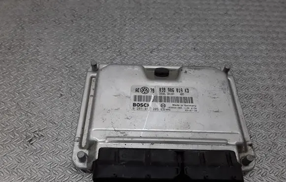Volkswagen PASSAT B5.5 Engine control unit/module 038906019KD