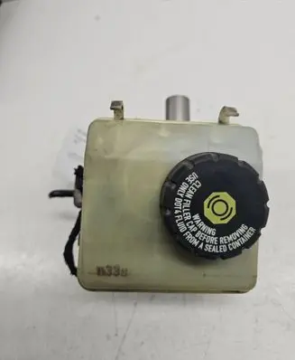 Master brake cylinder