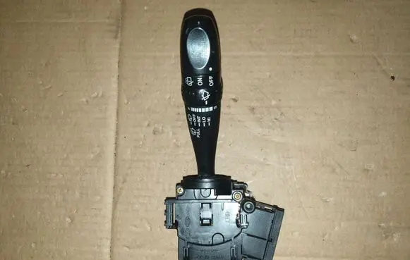 Hyundai Getz Wiper control stalk 32933A