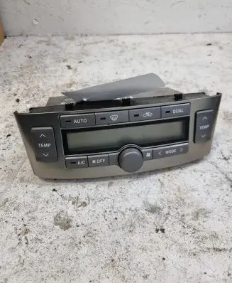 Toyota Avensis T250 Climate control unit 5590005160