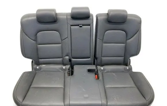 KIA Sportage Second row seats