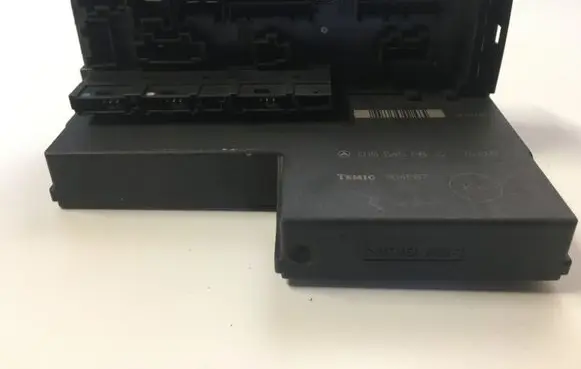 Mercedes-Benz E W210 Comfort/convenience module 0195455632 304587