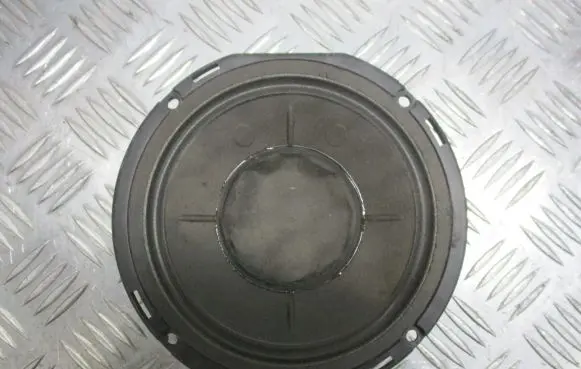 Seat Alhambra (Mk1) Front door speaker