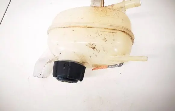 Nissan Micra K14 Coolant expansion tank/reservoir 