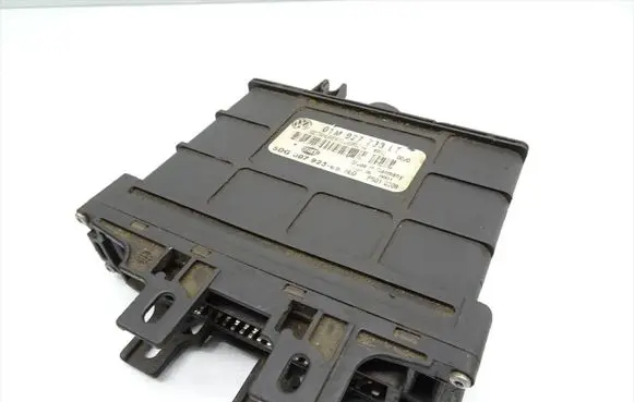 Volkswagen Golf IV Gearbox control unit/module 01M927733LT 5DG007923-65
