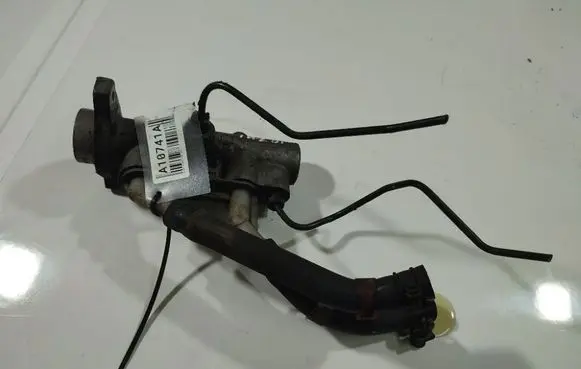 Nissan Almera Tino Master brake cylinder 22157870