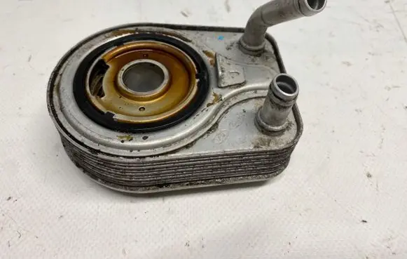 Hyundai Tucson LM Engine oil radiator 