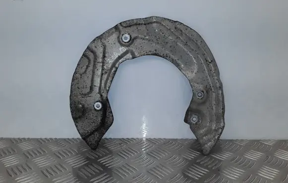 BMW 3 E92 E93 Front brake disc dust cover plate 6762852