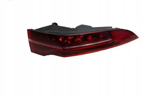 Jaguar I-Pace Rear/tail lights J9D3-13404-CB