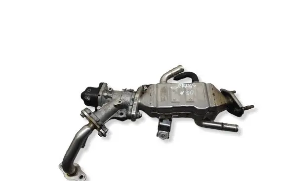 Toyota Prius (XW50) EGR valve cooler 2560137020F 22217A0747 J2D02072YE